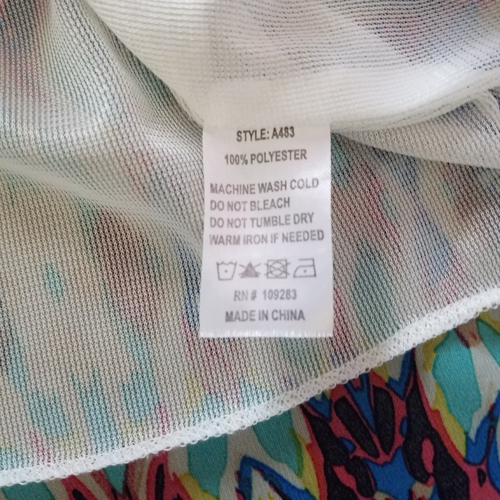 Sleevless Dress - Picture 6 of 7